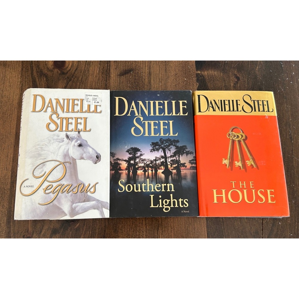 Danielle Steel Hardcover Book Bundle Set Pegasus Southern Lights The House Love